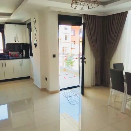 1+1 Near The Beach Apartman *