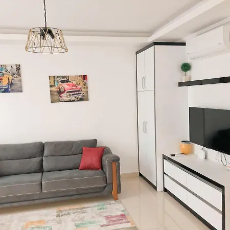 1+1 Near The Beach Apartman